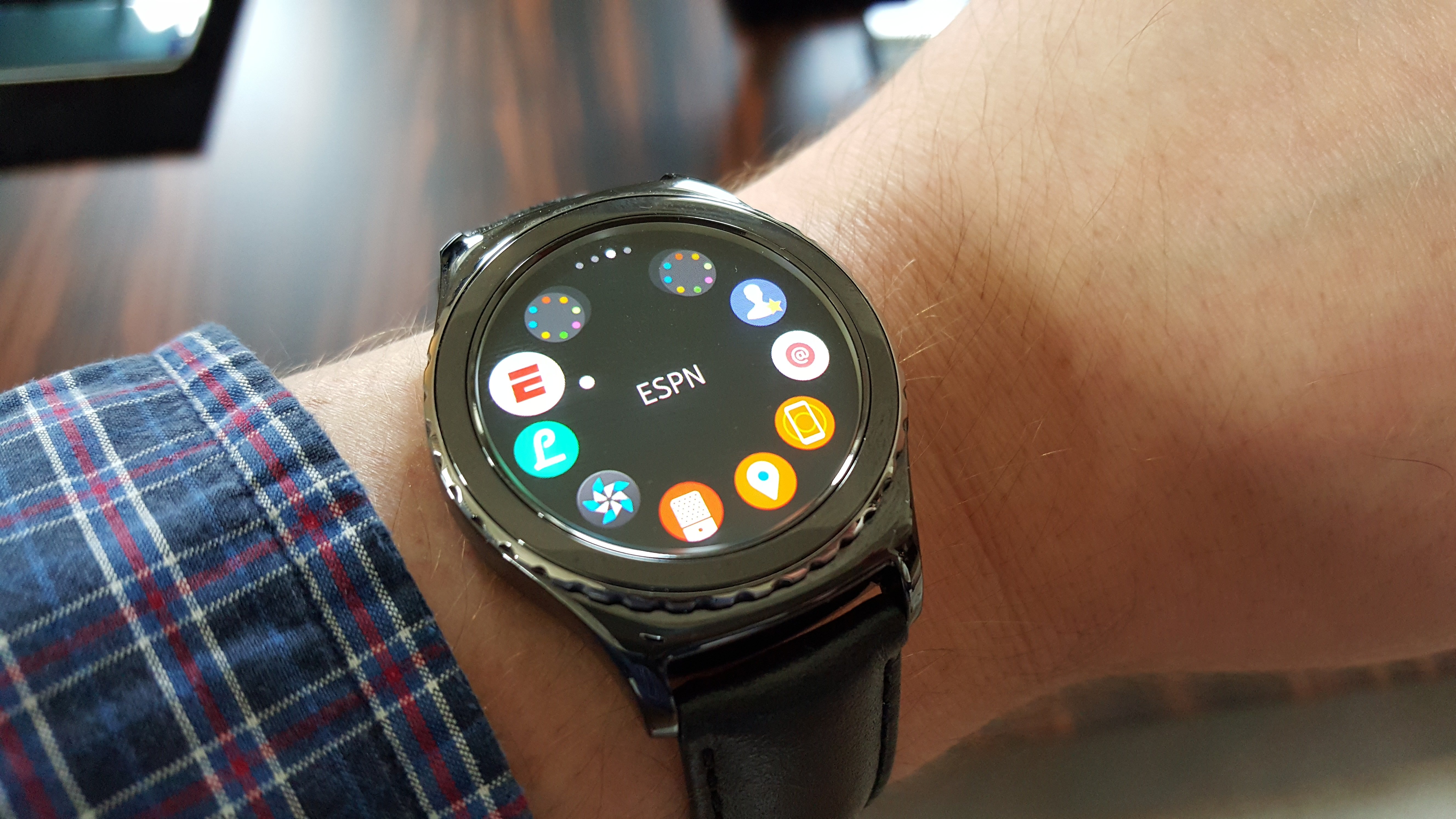 Купить Часы Samsung Gear S2