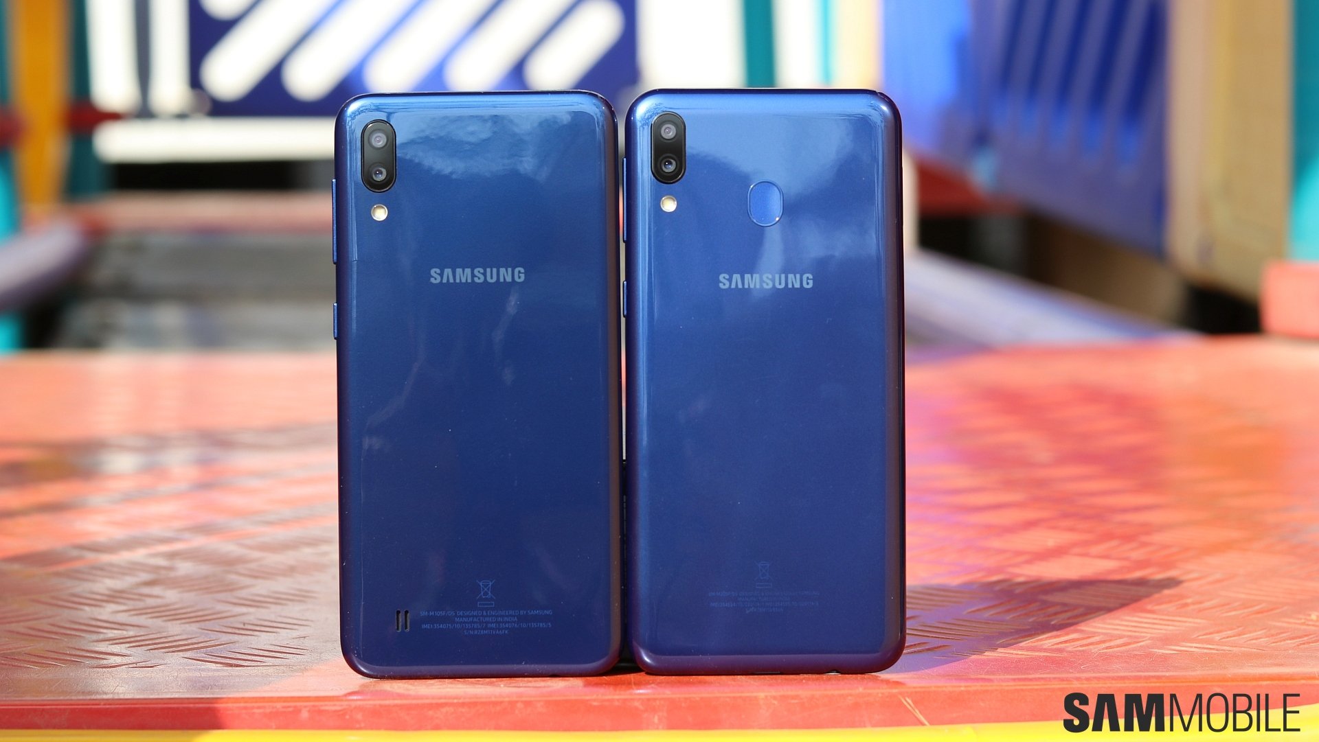 Specs Comparison Samsung Galaxy M10 Vs Galaxy M Sammobile