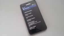 Galaxy S2 might not get Android 4.2 update, due to “adjustment problems with TouchWiz”