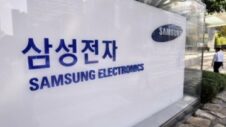 Microsoft and Google visit Samsung Electronics