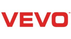 Vevo signs deal to bring music videos to Samsung Smart TV