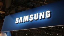 Samsung to dial down its Android customization due to pressure from Google?