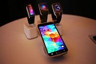 Samsung announces global previews for the Galaxy S5, Gear 2 and Gear Fit