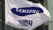 Samsung takes Intel’s crown again to become the top global chipmaker