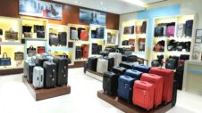 Samsung and Samsonite team up to develop smart suitcases