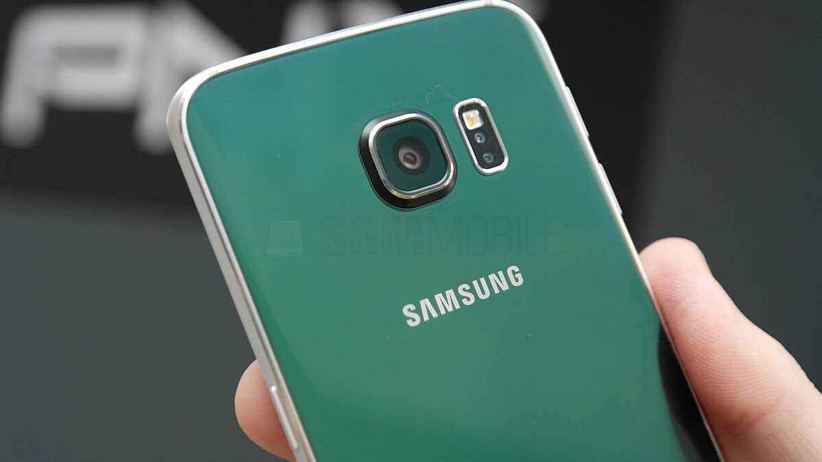 Samsung green. Самсунг s7 Green. Galaxy s7 in Green. Самсунг s22 зеленый. Нот 7.зеленый.