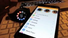 Making it your own: how to arrange apps on the Gear S2