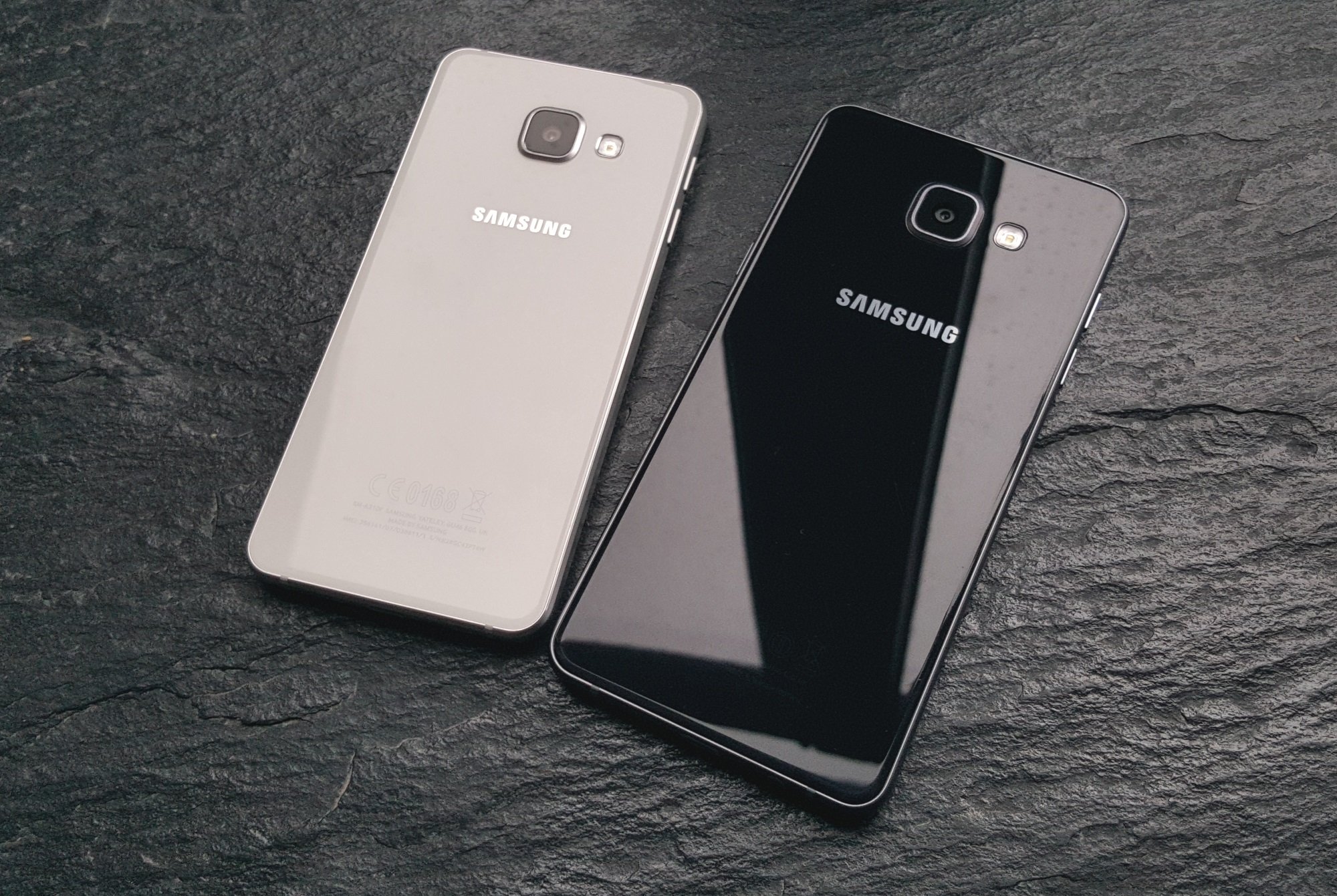 Gevoel Belastingen Stof Samsung Galaxy A3 (2015) and Galaxy A5 (2016) preview - SamMobile -  SamMobile