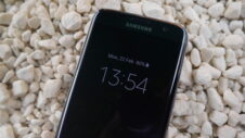 Samsung’s high-end flip phone rumored to feature Always On Display