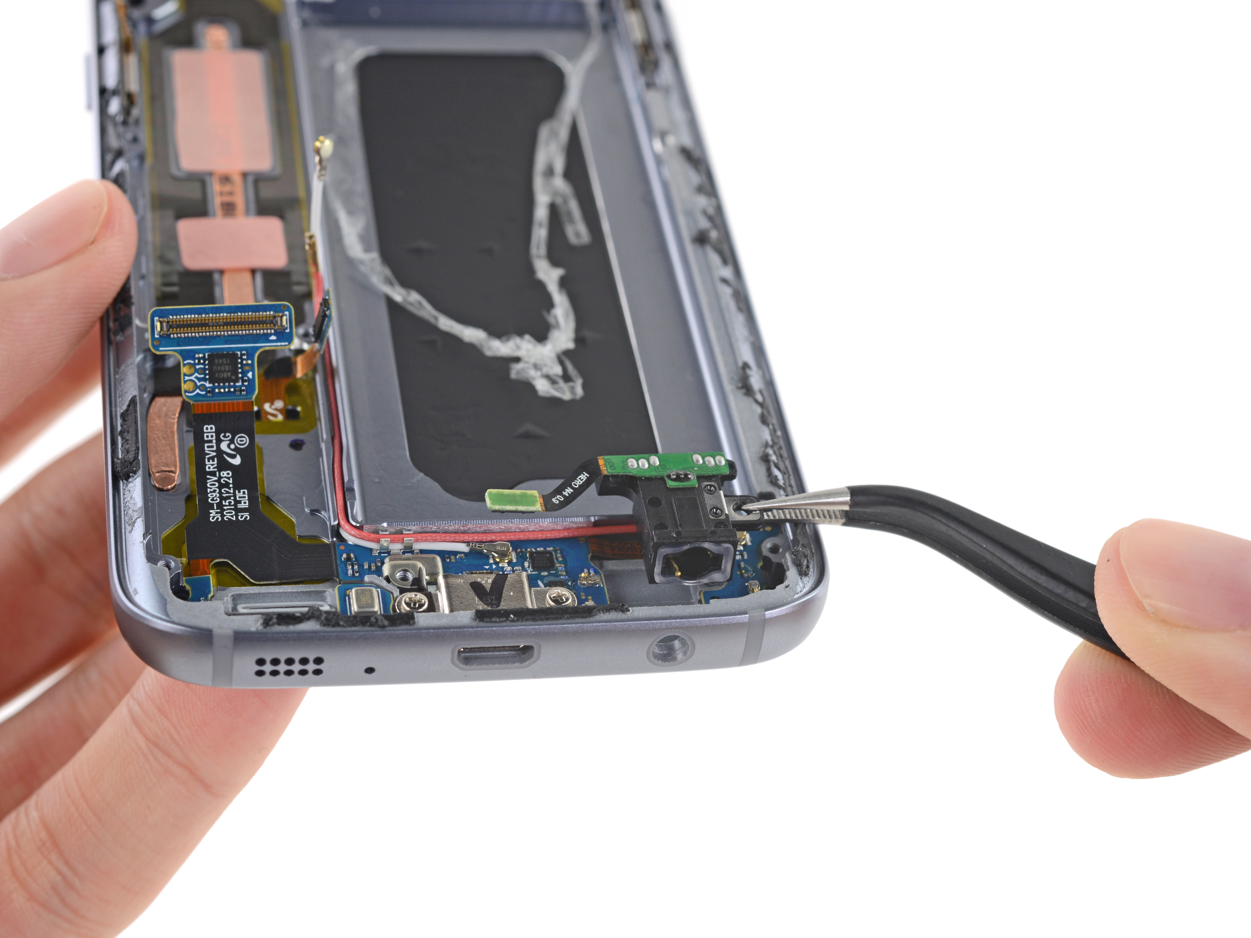 Galaxy S7 gets the teardown treatment - SamMobile - SamMobile - 5204 x 3903 jpeg 3839kB