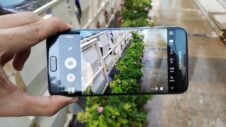 Only a dual-camera Galaxy can make a Galaxy out of the dual camera