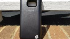 Samsung Galaxy S7 edge 3,100mAh wireless charging battery pack review: a winner with quirks