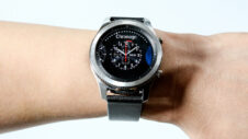 Samsung reportedly increases sales target for the Gear S3