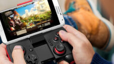 Daily Deal: Check out this Bluetooth game controller for all your mobile gaming needs