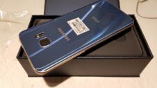 Check out these pictures of the Blue Coral Galaxy S7 edge unboxing