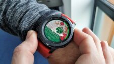 You can now download the dedicated Spotify application for your Gear S3