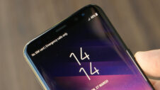 Telus rolls out update to fix the Galaxy S8’s ‘red tint’ display glitch