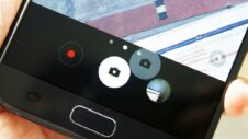 Don’t forget to enable the floating camera button on your Galaxy A (2017) smartphone!