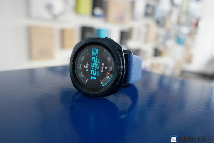 Does the samsung gear sport have store a speaker