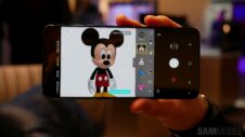 How to install Mickey Mouse and Minnie Mouse AR Emoji on the Galaxy S9