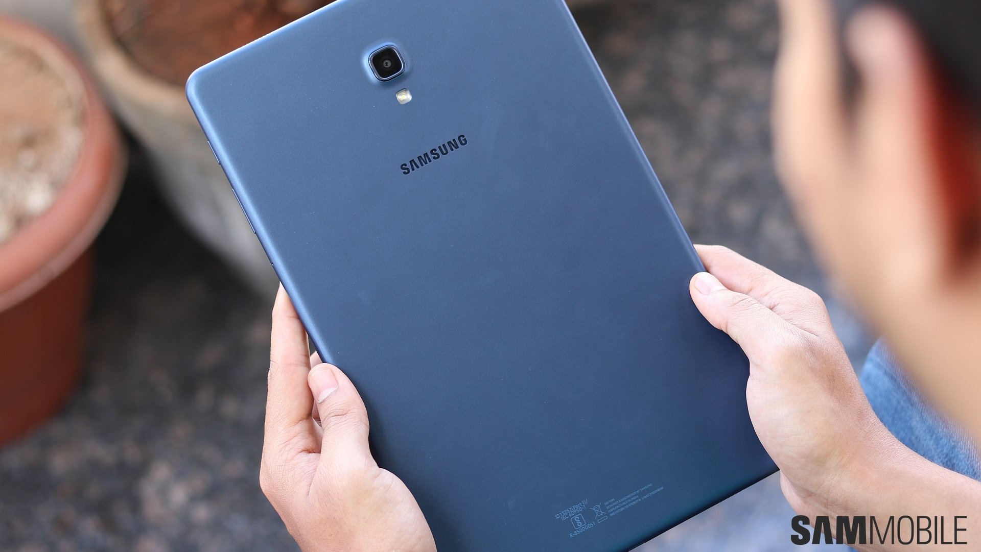 Opsplitsen Vergevingsgezind Protestant Samsung Galaxy Tab A 10.5 review: An unassuming mid-range tablet - SamMobile