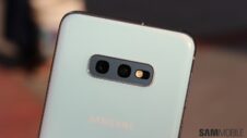 Galaxy S10 series finally gets last month’s security update in the US