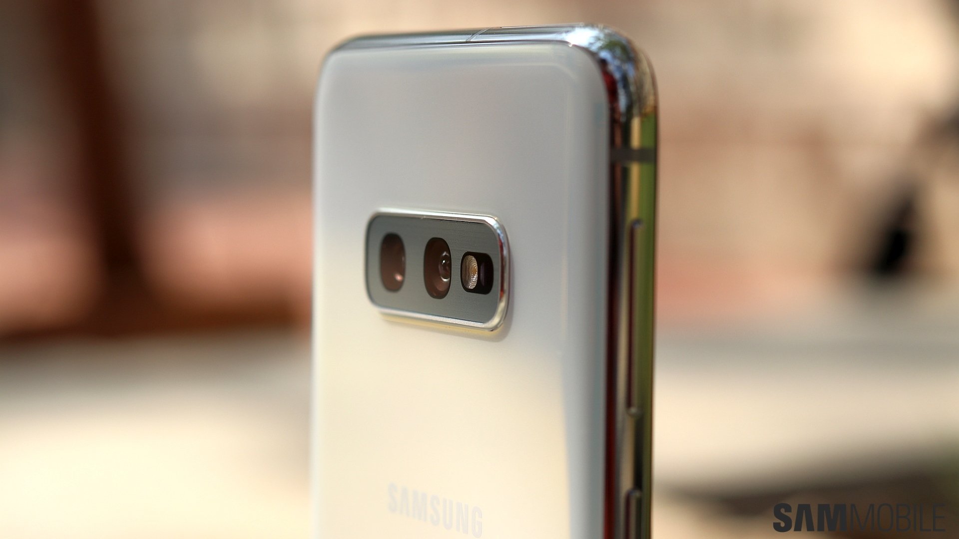 5 things about Samsung's Galaxy S10e that might surprise you