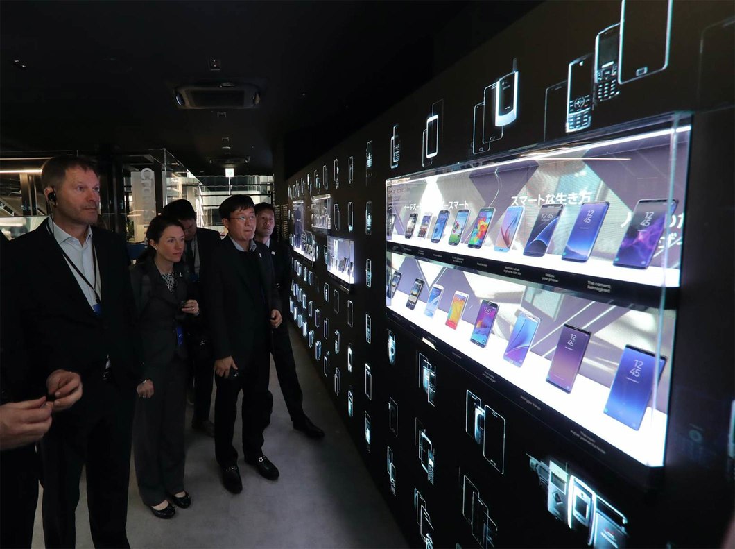 Samsung opens its largest Galaxy store in Tokyo SamMobile