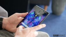 Report: Samsung still undecided on using ultra-thin glass for Galaxy Fold 2