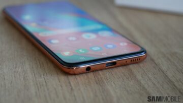 Samsung Galaxy A40 review: A compact no-frills mid-range smartphone -  SamMobile
