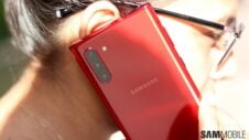 [Updated] Exclusive: Affordable Galaxy Note headed to Europe in black and red