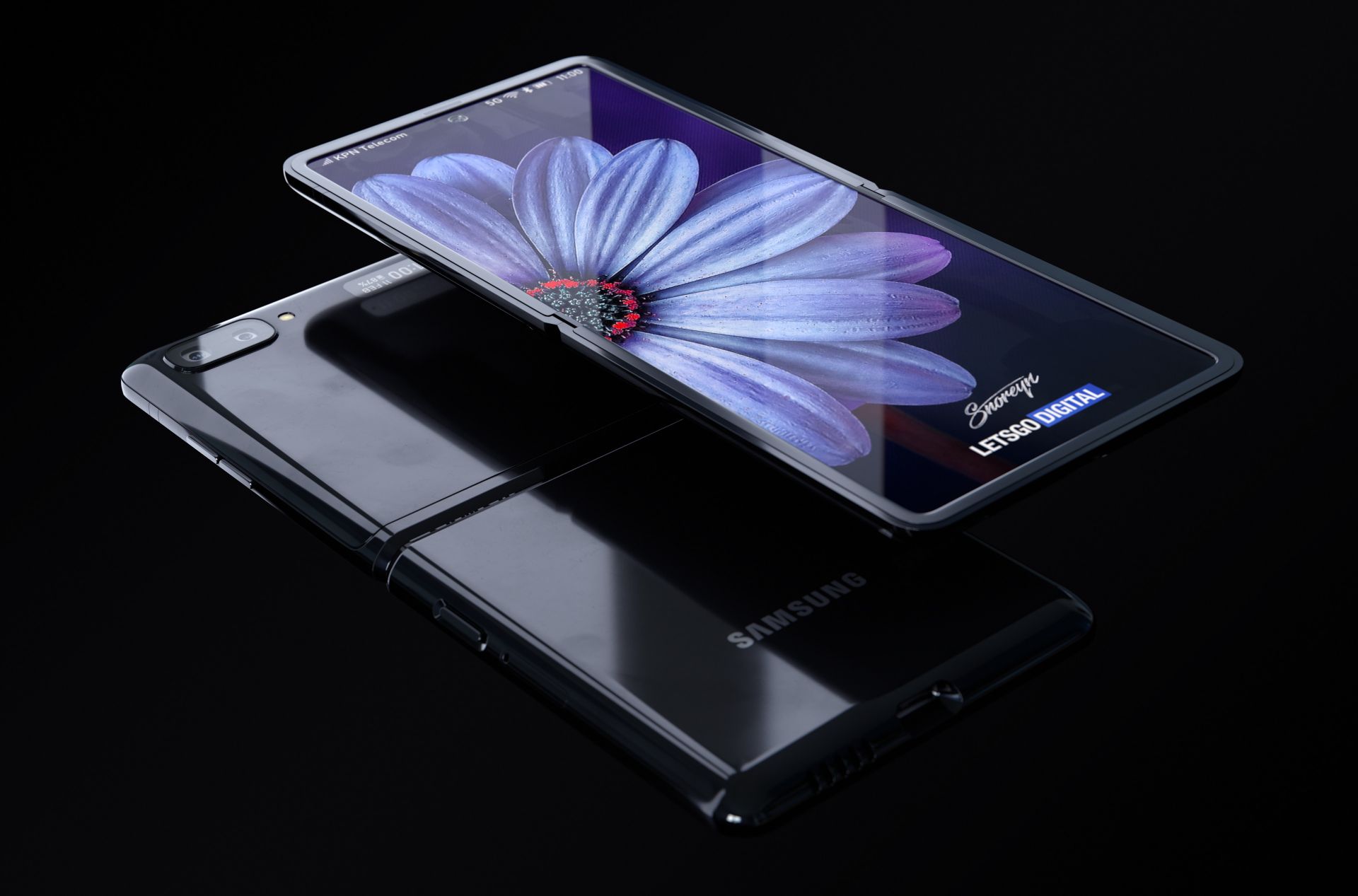 Samsung Galaxy Z Flip envisioned in new fan renders with the same look - SamMobile