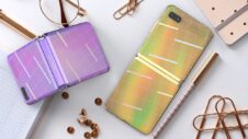 Samsung Korea starts offering custom skins for Galaxy Z Flip