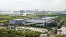 Samsung shuts down PC plant in Suzhou China to focus on R&D