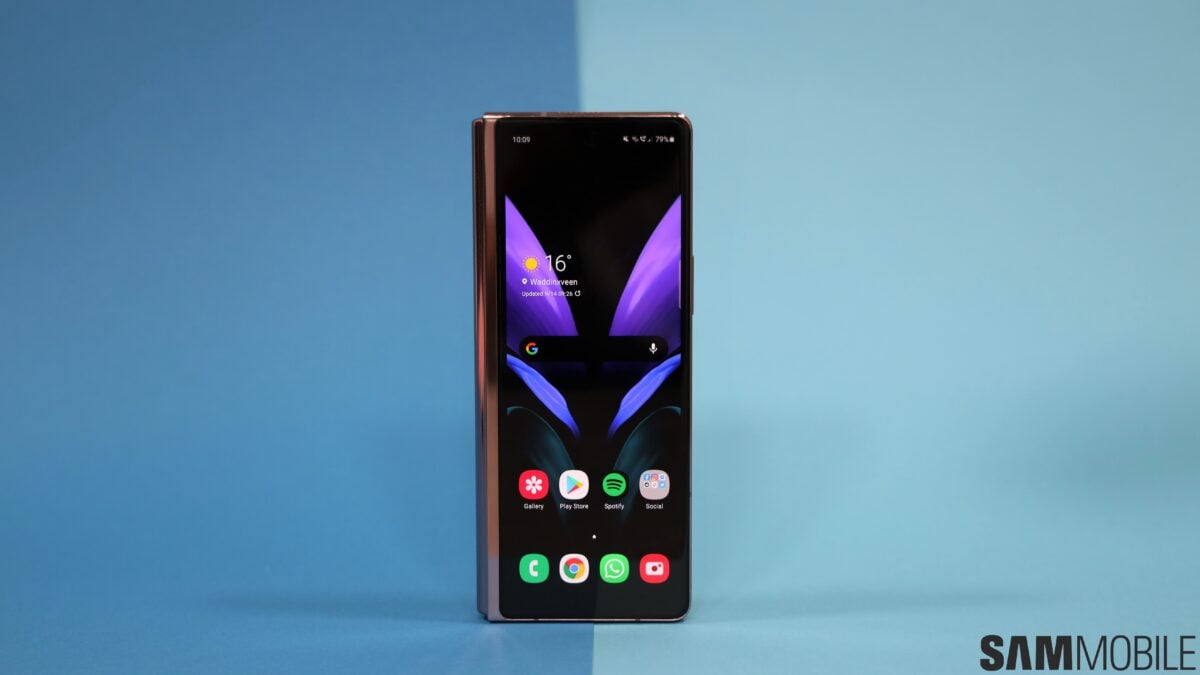 Galaxy Z Fold 2 Gets New Update With The October Security Patch ...