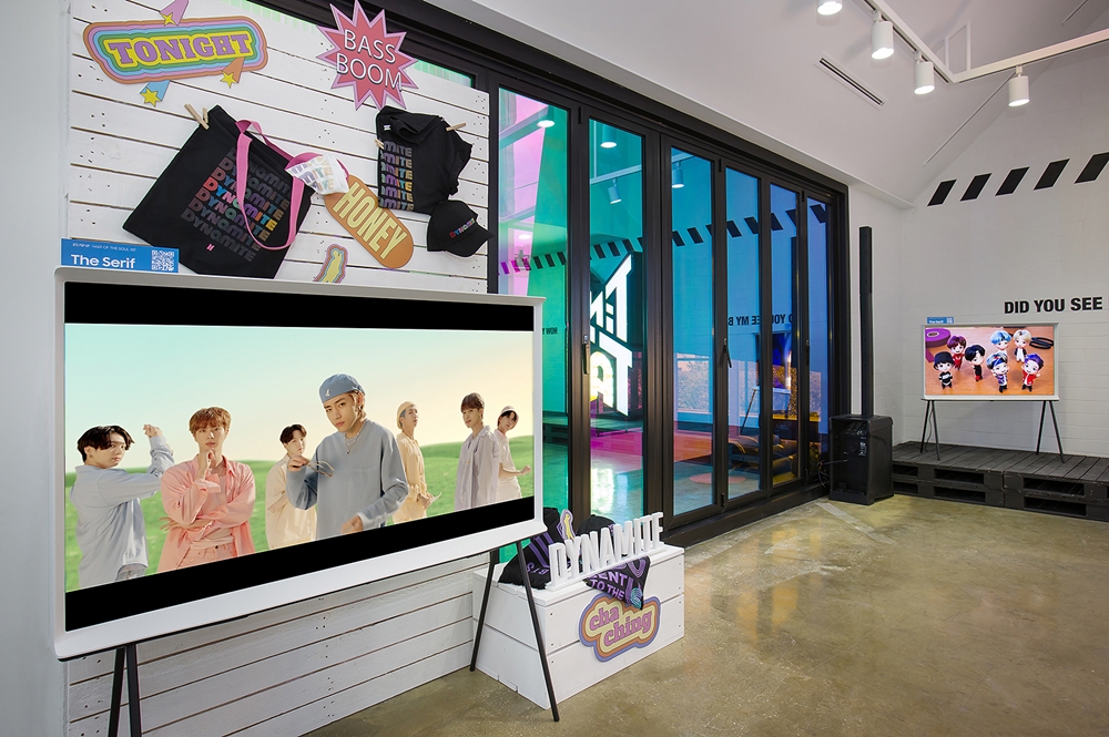 Bundle BTS Samsung Pop up Store New York Official Poster 