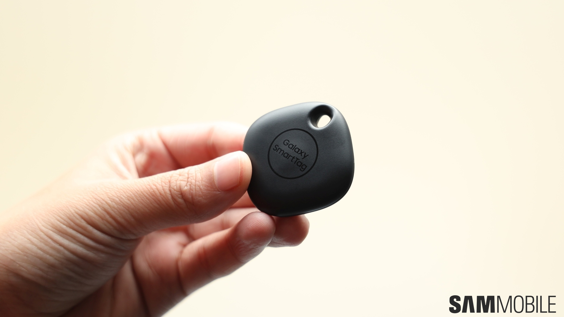 Galaxy SmartTag Review] The Smarter Way to Track Down Your Lost