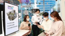 New Galaxy Fan Class teaches customers how to use Samsung phones