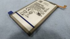 Have an old Samsung phone lying around? Check its battery!