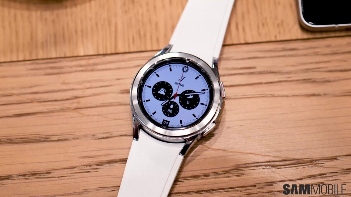 Samsung Galaxy Watch 6 could use OLED display made by a Chinese firm ...