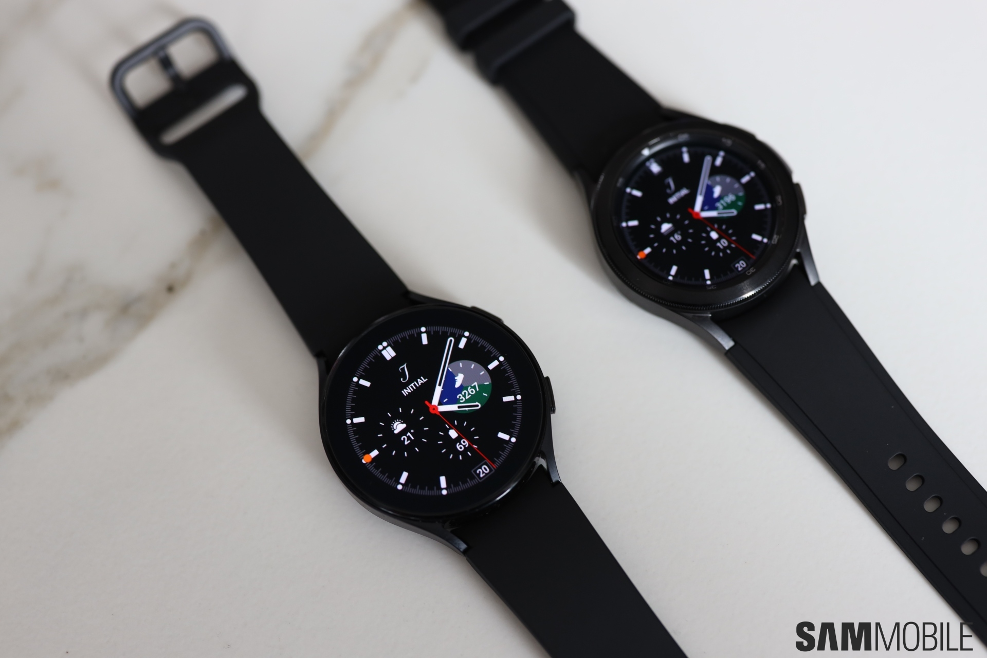 Reloj inteligente SAMSUNG Galaxy Watch 4 Classic de 46 mm con