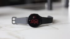 Galaxy Watch 4 facing battery drain, disconnection issues after installing Google Assistant