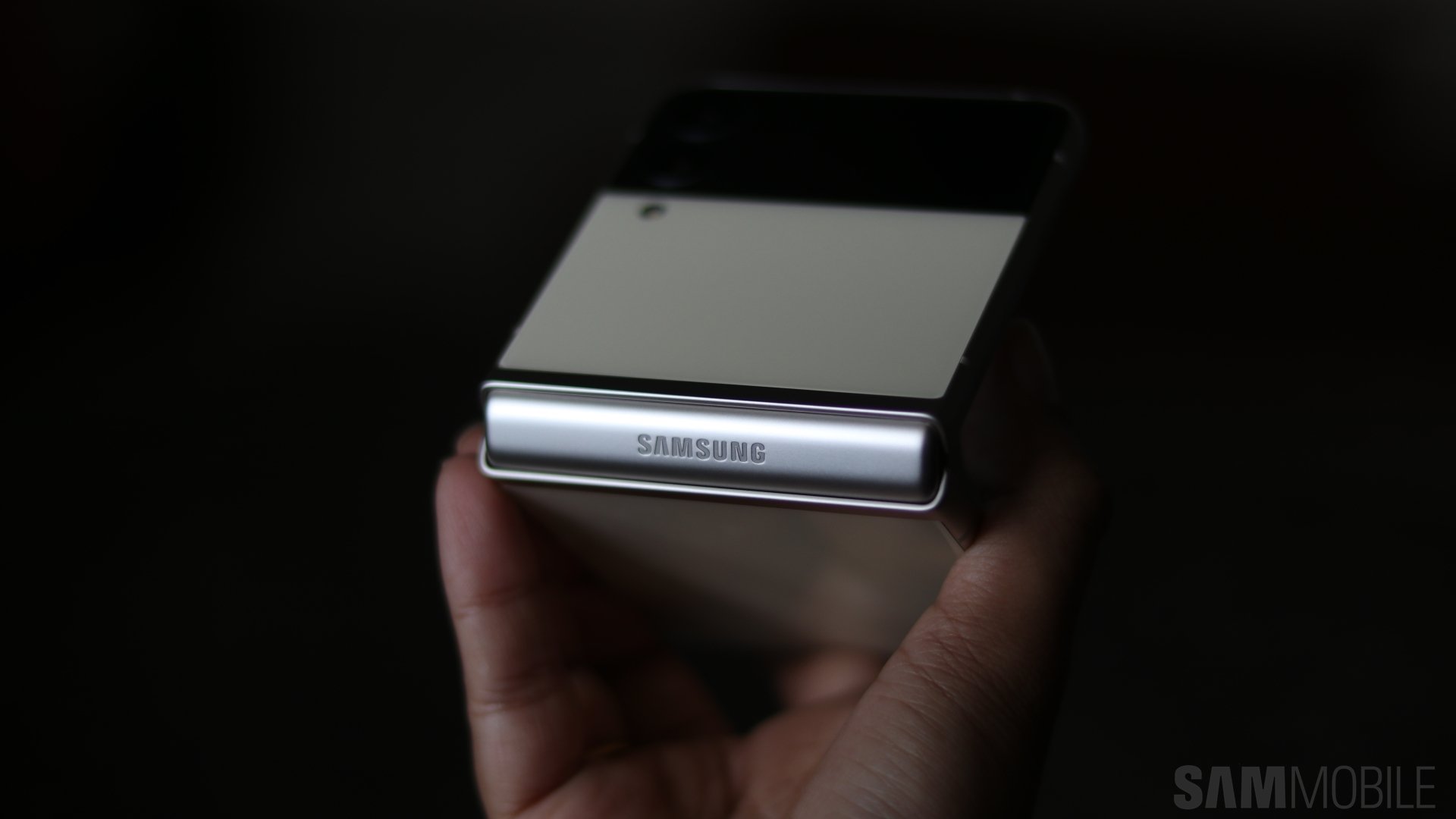 Samsung announces the Galaxy Z Flip 3 5G