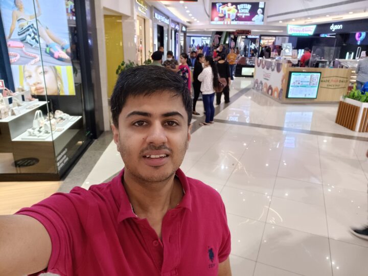 Galaxy M53 5G Selfie 2