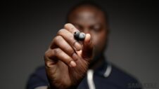 Galaxy Buds 2 Pro earbuds get their first official firmware update