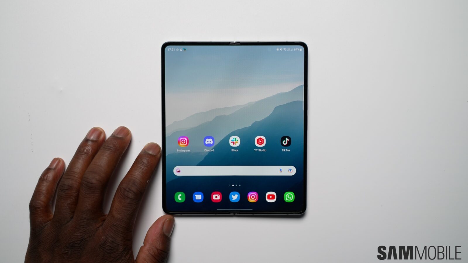 Google Chrome gets a better design for Galaxy Z Fold phones, tablets ...