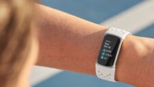 One UI 5.0 update breaks Fitbit Charge 5 sync on some Galaxy devices