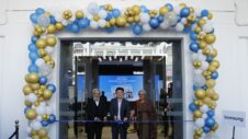 A huge Samsung Experience Store has opened in India