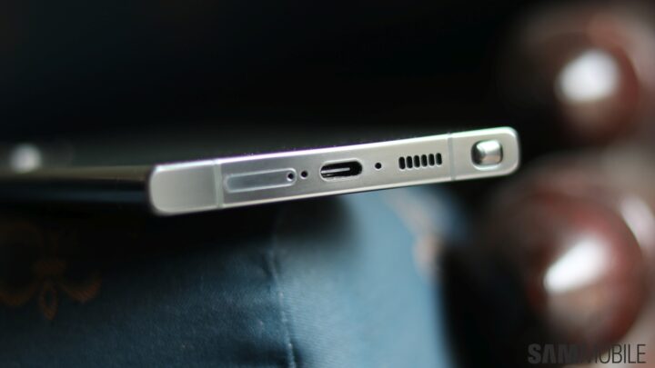 Samsung Galaxy S24 Ultra Weight Tipped: Expected to Weigh Less