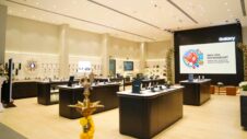 Samsung opens one more Premium Experience Store in India